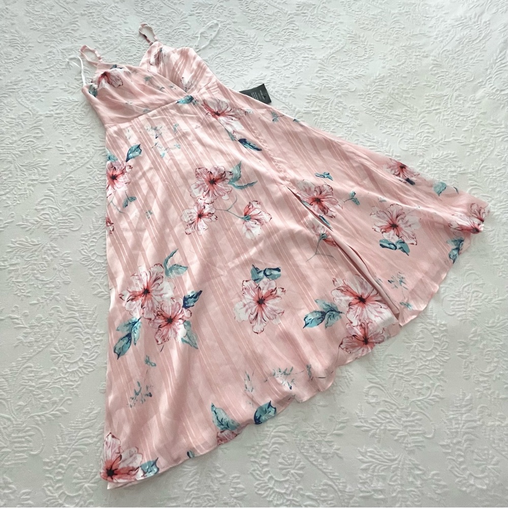 NWT Lulus All About Love Pink Floral Print Midi Dress XSmall